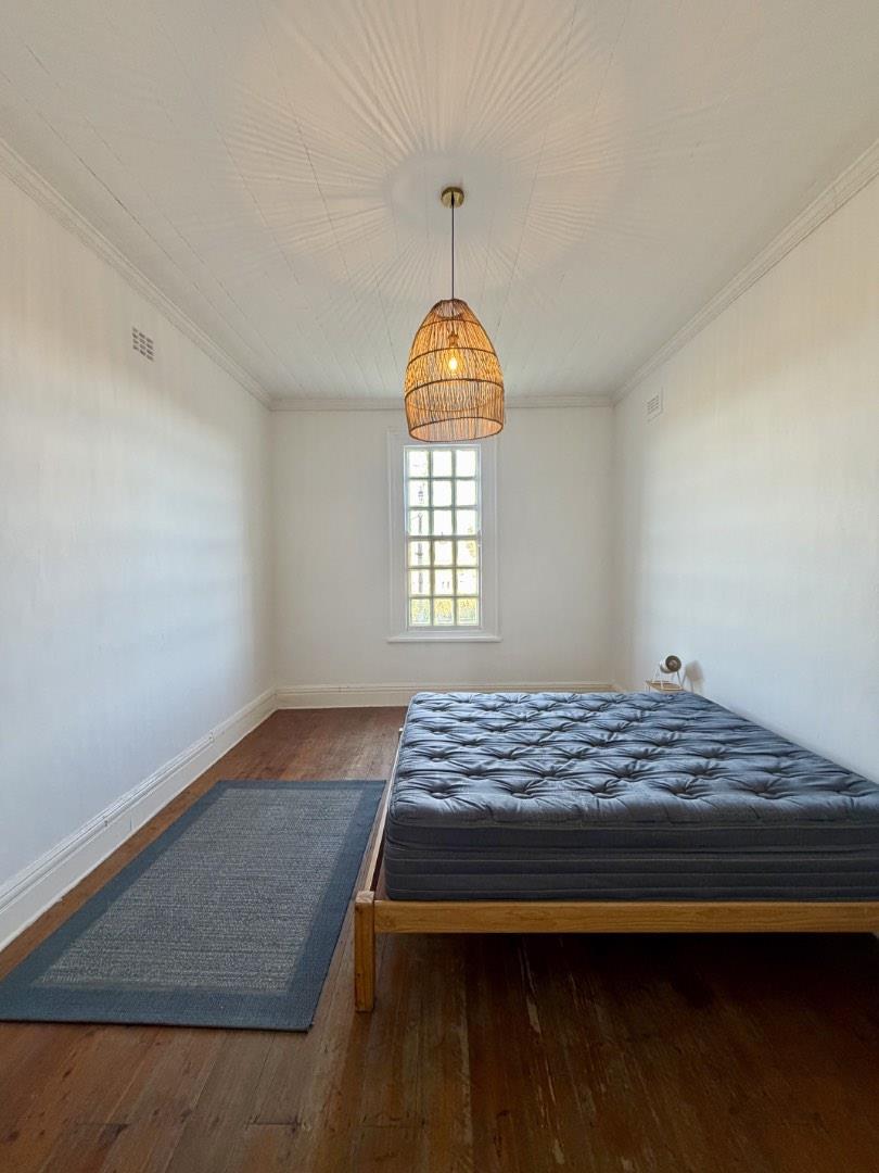 To Let 6 Bedroom Property for Rent in Muizenberg Western Cape